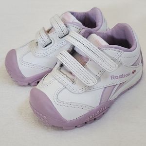 Reebok Classic White & Lavender Baby Girl Size 2 Leather Upper Shoes Sneakers 👟